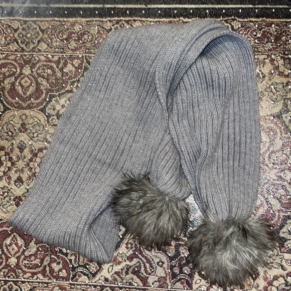 Calvin Klein Pom Pom Scarf - Picture 2 of 2